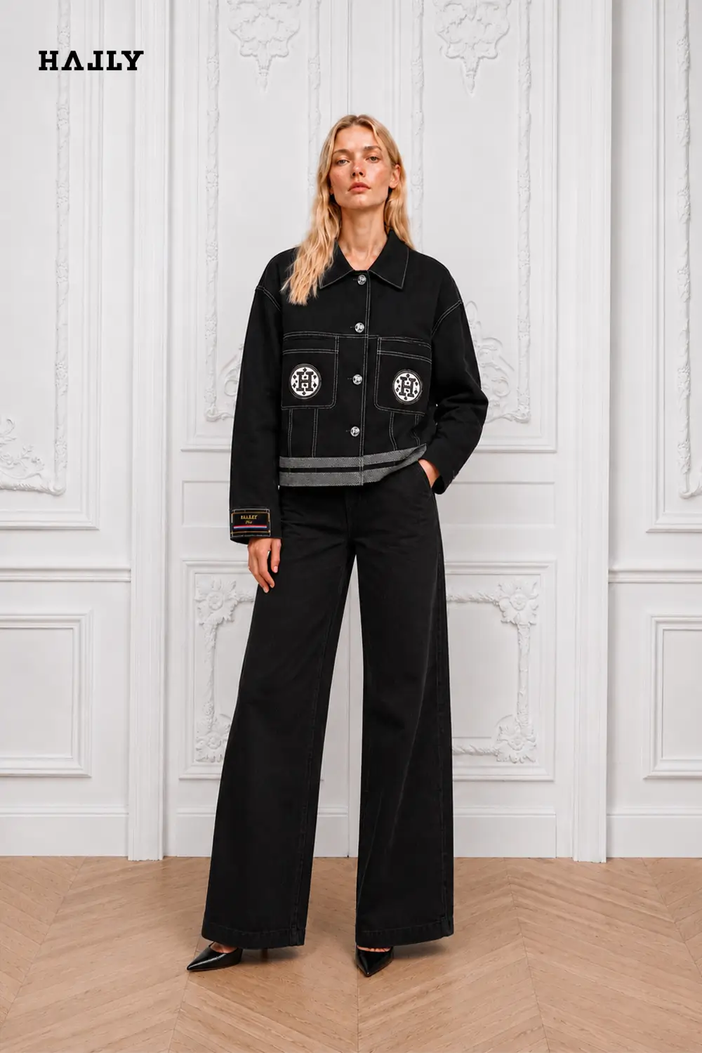 Black-Short-Linen-Jacket-with-Signature-Horse-Embroidery - 1